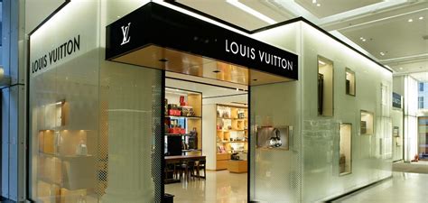 tienda louis vuitton colombia.